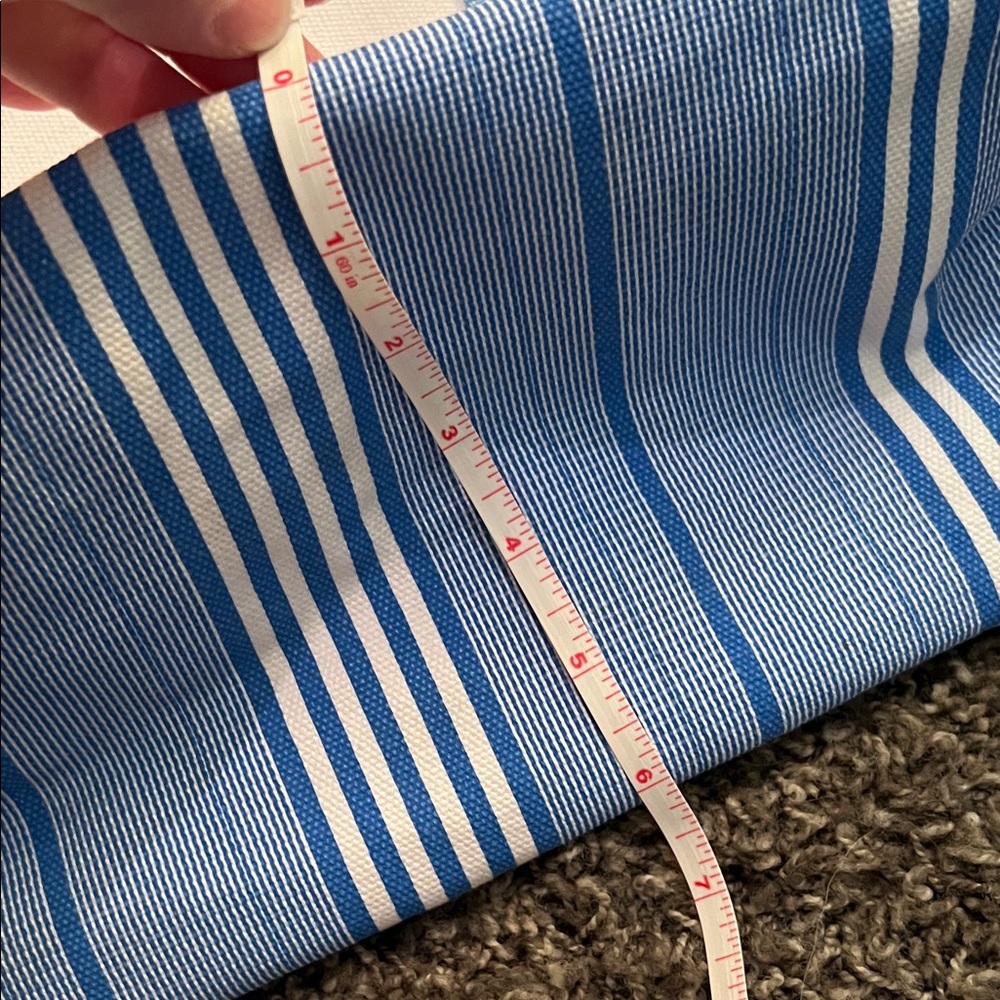 Vineyard Vines Striped Blue and Cream Tote - Picture 7 of 10